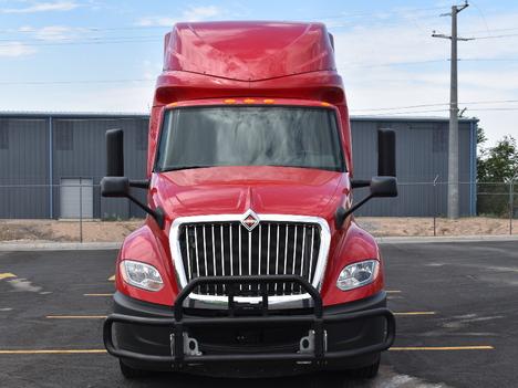 USED 2019 INTERNATIONAL LT 625 SLEEPER TRUCK #11458-8