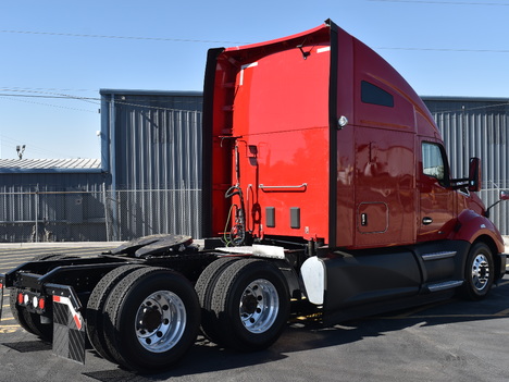 USED 2020 KENWORTH T680 SLEEPER TRUCK #11463-5