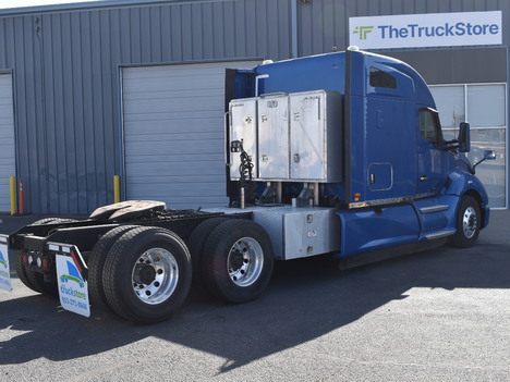 USED 2021 KENWORTH T680 SLEEPER TRUCK #11523-5