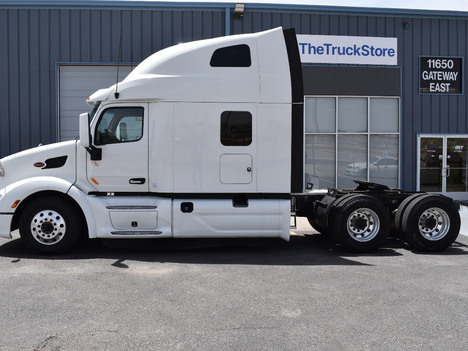 USED 2021 PETERBILT 579 SLEEPER TRUCK #11525-2