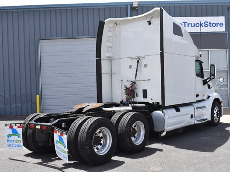 USED 2021 PETERBILT 579 SLEEPER TRUCK #11525-5