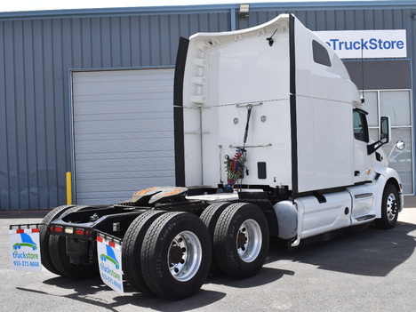 USED 2021 PETERBILT 579 SLEEPER TRUCK #11525-5
