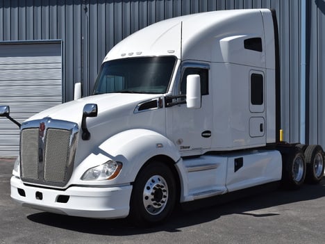 2020 KENWORTH T680 Sleeper #11526 2020 KENWORTH T680 Sleeper #11526