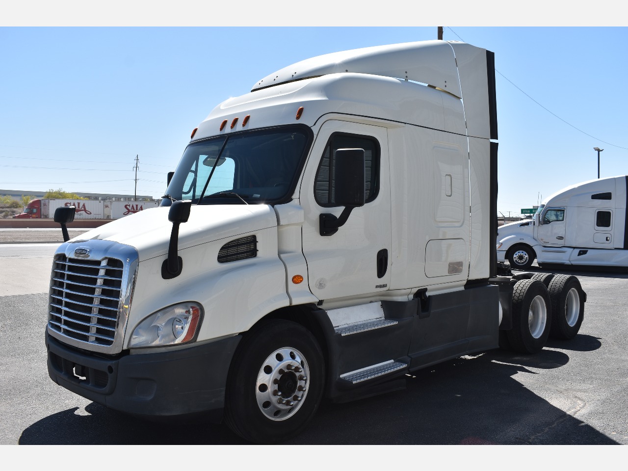 USED 2017 FREIGHTLINER CASCADIA SLEEPER TRUCK #11527