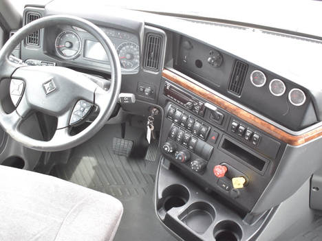 USED 2020 INTERNATIONAL LT625 SLEEPER TRUCK #11529-11