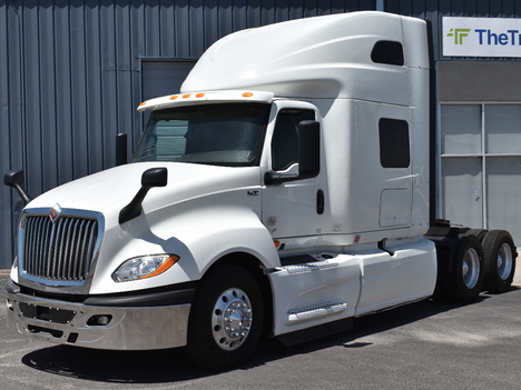 USED 2019 INTERNATIONAL LT625 SLEEPER TRUCK #11532-1