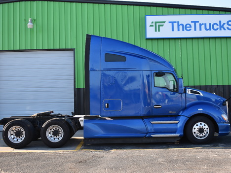 USED 2021 KENWORTH T680 SLEEPER TRUCK #11540-6