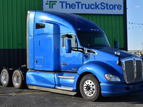 USED 2021 KENWORTH T680 SLEEPER TRUCK #11540-7