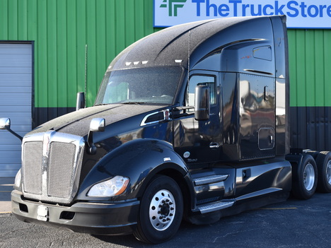 USED 2021 KENWORTH T680 SLEEPER TRUCK #11544-1