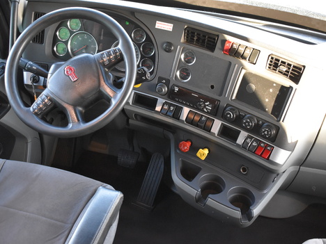 USED 2021 KENWORTH T680 SLEEPER TRUCK #11544-11