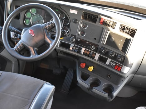 USED 2021 KENWORTH T680 SLEEPER TRUCK #11544-11