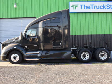 USED 2021 KENWORTH T680 SLEEPER TRUCK #11544-2