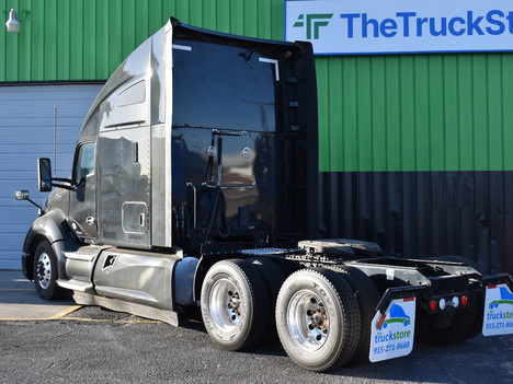 USED 2021 KENWORTH T680 SLEEPER TRUCK #11544-3