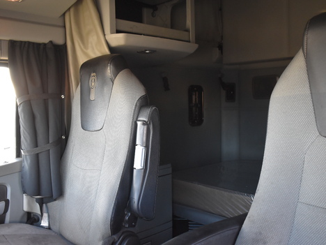 USED 2021 KENWORTH T680 SLEEPER TRUCK #11544-9