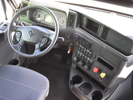 USED 2020 INTERNATIONAL LT625 SLEEPER TRUCK #11547-11