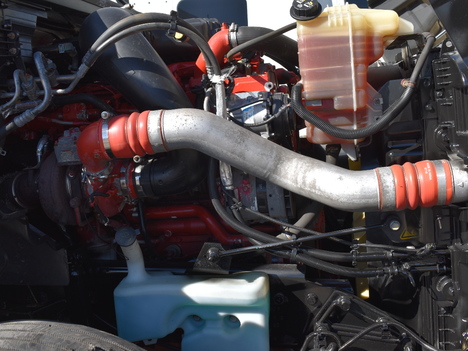 USED 2020 INTERNATIONAL LT625 SLEEPER TRUCK #11547-15