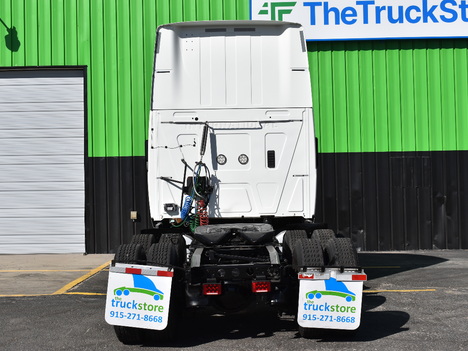 USED 2020 INTERNATIONAL LT625 SLEEPER TRUCK #11547-4