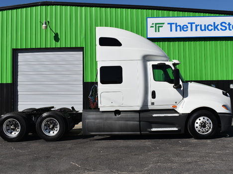 USED 2020 INTERNATIONAL LT625 SLEEPER TRUCK #11547-6