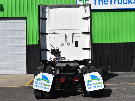 USED 2021 INTERNATIONAL LT625 SLEEPER TRUCK #11548-4