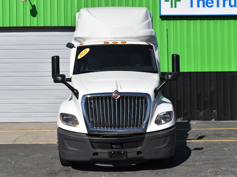USED 2021 INTERNATIONAL LT625 SLEEPER TRUCK #11548-8