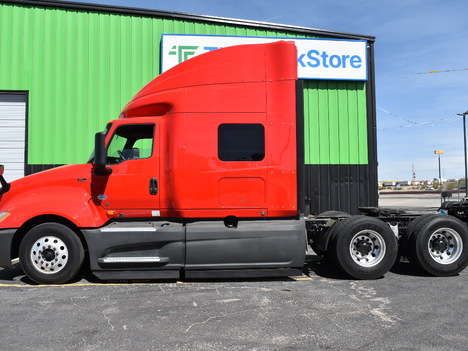 USED 2020 INTERNATIONAL LT625 SLEEPER TRUCK #11552-2