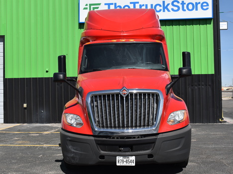 USED 2020 INTERNATIONAL LT625 SLEEPER TRUCK #11552-8