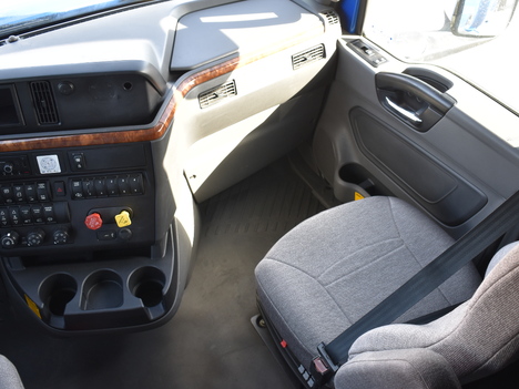 USED 2022 INTERNATIONAL LT625 SLEEPER TRUCK #11556-12