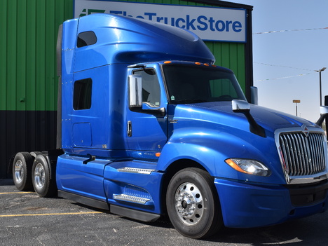 USED 2022 INTERNATIONAL LT625 SLEEPER TRUCK #11556-7