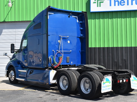 USED 2019 KENWORTH T680 SLEEPER TRUCK #11558-3
