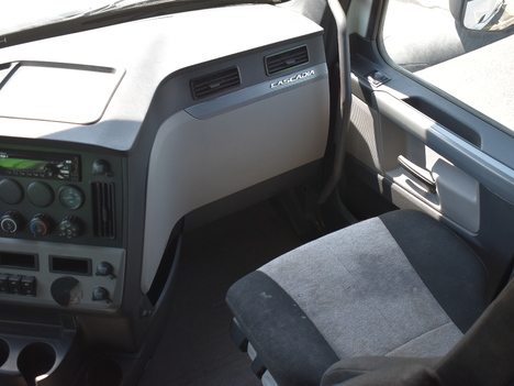 USED 2020 FREIGHTLINER CASCADIA 126 SLEEPER TRUCK #11561-12