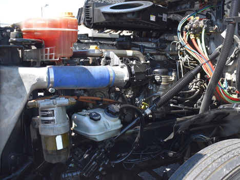 USED 2020 FREIGHTLINER CASCADIA 126 SLEEPER TRUCK #11561-14