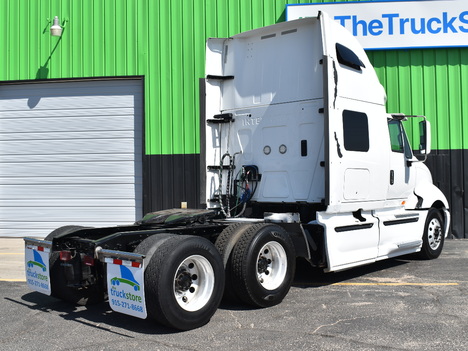 USED 2015 INTERNATIONAL PROSTAR SLEEPER TRUCK #11564-5