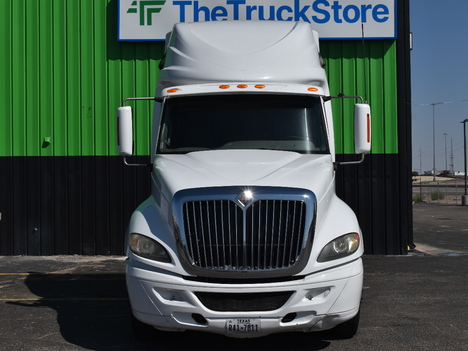 USED 2015 INTERNATIONAL PROSTAR SLEEPER TRUCK #11564-8
