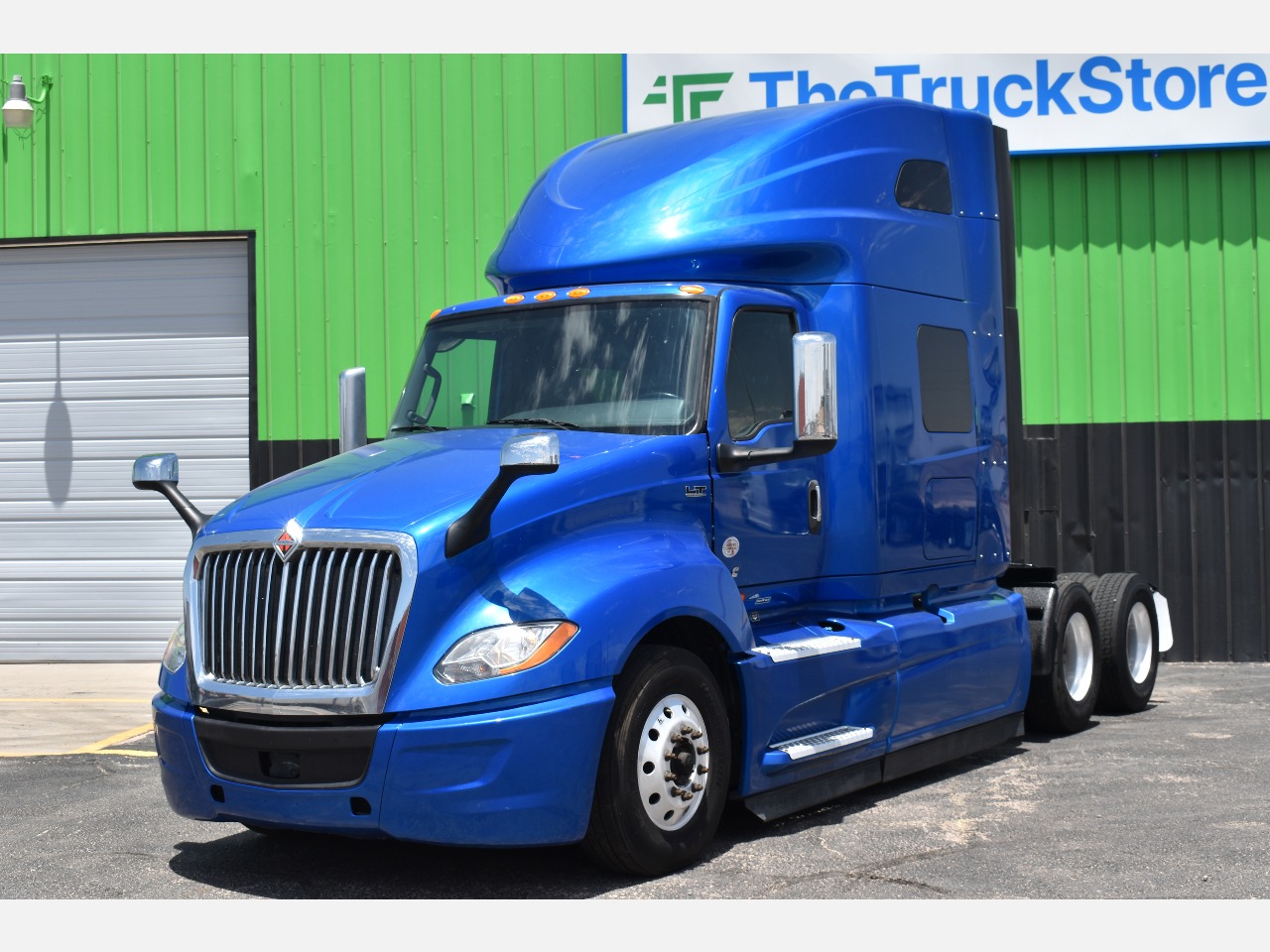 USED 2021 INTERNATIONAL LT SLEEPER TRUCK #11565