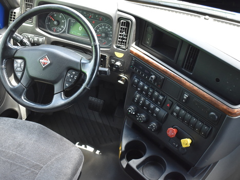 USED 2021 INTERNATIONAL LT SLEEPER TRUCK #11565-11