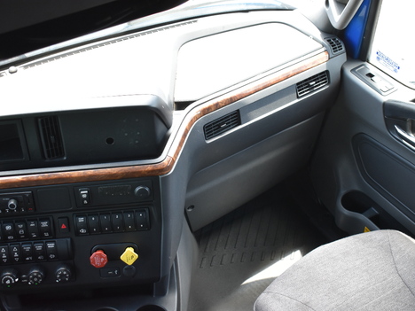 USED 2021 INTERNATIONAL LT SLEEPER TRUCK #11565-12
