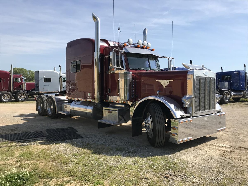 PETERBILT 379 TRACTORS SEMIS FOR SALE
