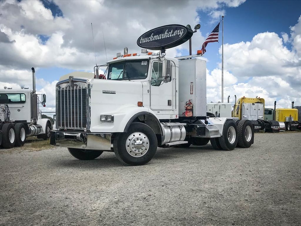 2016 Kenworth W900l Owners Manual