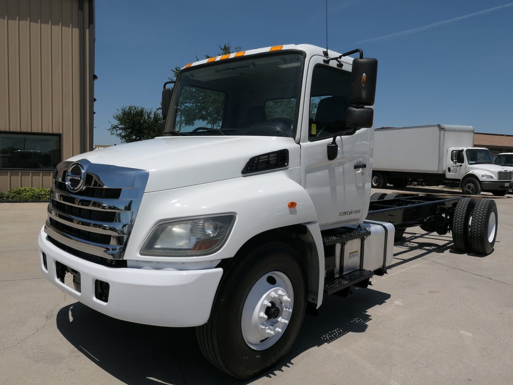 USED 2016 HINO 268 CAB CHASSIS TRUCK #4246