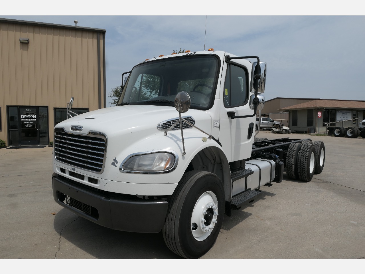 2016 FREIGHTLINER M2 TANDEM Cab Chassis Truck #1 2016 FREIGHTLINER M2 TANDEM Cab Chassis Truck #1