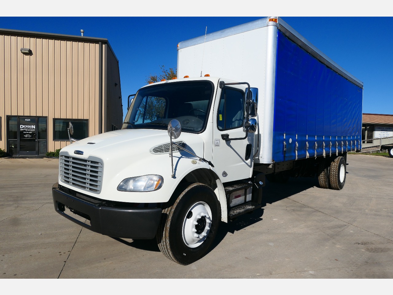 2015 FREIGHTLINER M2 Box Van Truck #1 2015 FREIGHTLINER M2 Box Van Truck #1