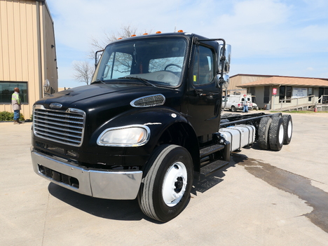 2019-freightliner-m2106-cab-chassis-truck #6149