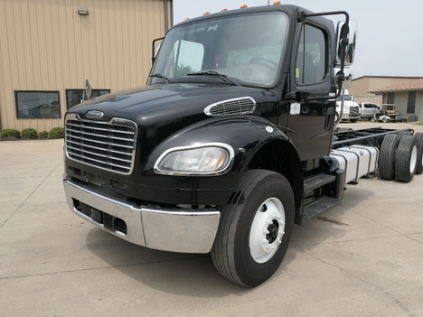 2019 FREIGHTLINER M2106 Cab Chassis Truck #6150