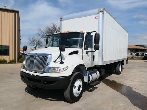 2014 INTERNATIONAL 4300 Box Van Truck #6219 2014 INTERNATIONAL 4300 Box Van Truck #6219