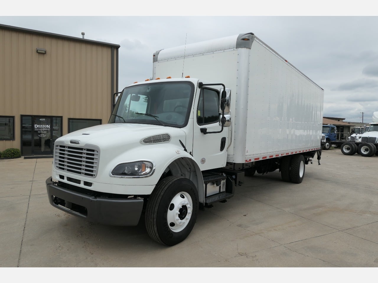 2022 FREIGHTLINER M2 Box Van Truck #1 2022 FREIGHTLINER M2 Box Van Truck #1