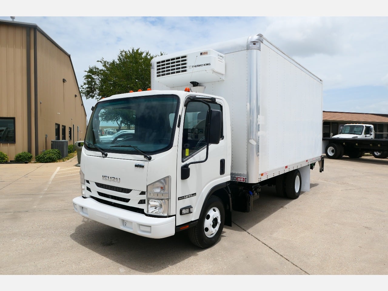 2019 ISUZU NPR-HD Reefer Truck #1 2019 ISUZU NPR-HD Reefer Truck #1