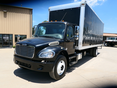 2015 FREIGHTLINER M2106 Box Van Truck #6474