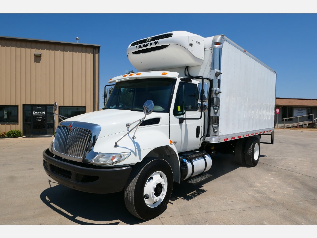 2019 INTERNATIONAL 4300 Reefer Truck #1 2019 INTERNATIONAL 4300 Reefer Truck #1