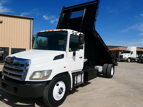 2018 HINO 268 Flatbed Dump Truck #6672 2018 HINO 268 Flatbed Dump Truck #6672