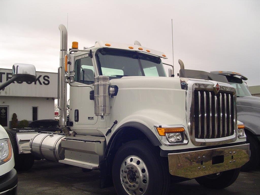 2019 INTERNATIONAL HX520 Tandem Axle Daycab